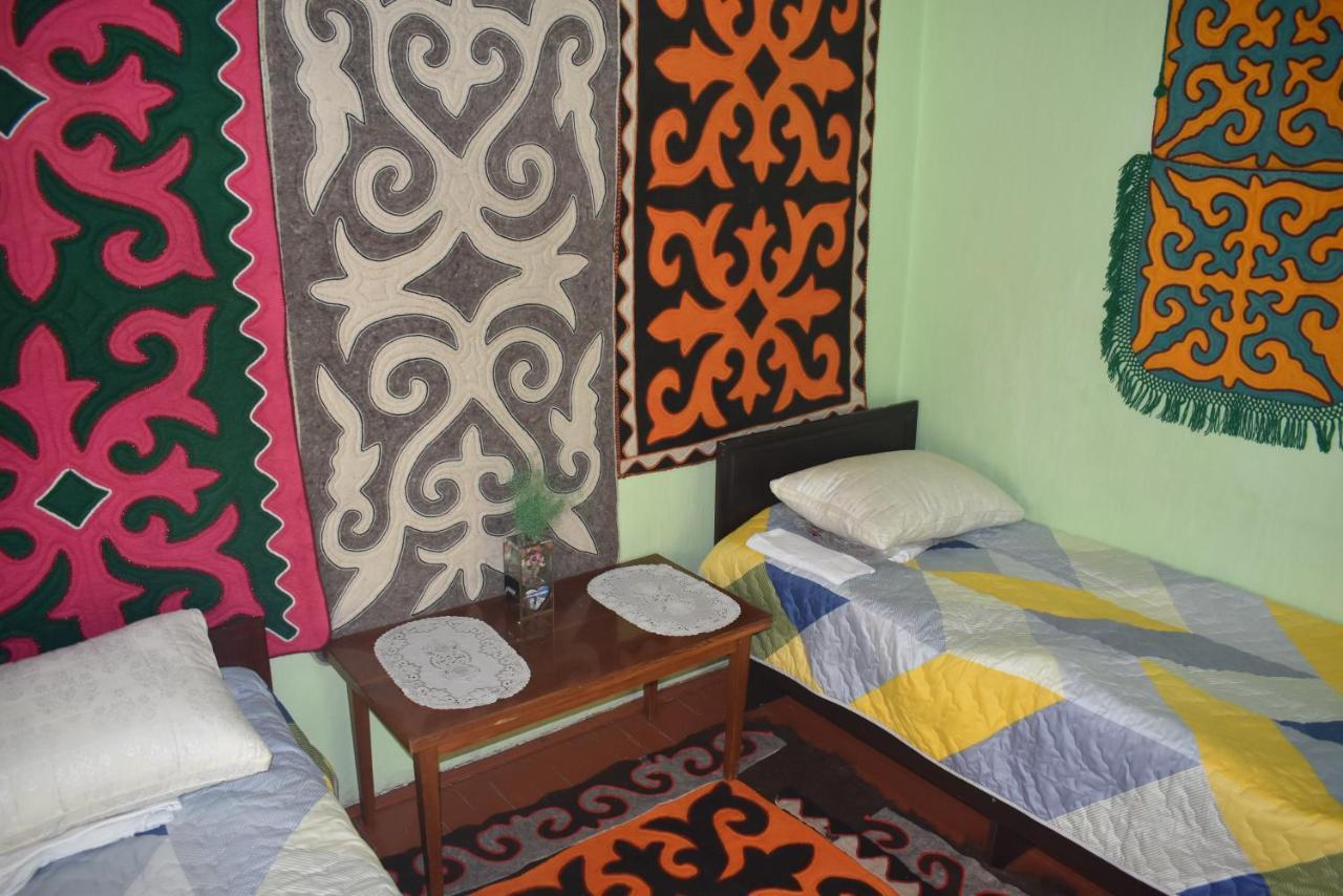 Guest House Oimo Balykchy ภายนอก รูปภาพ