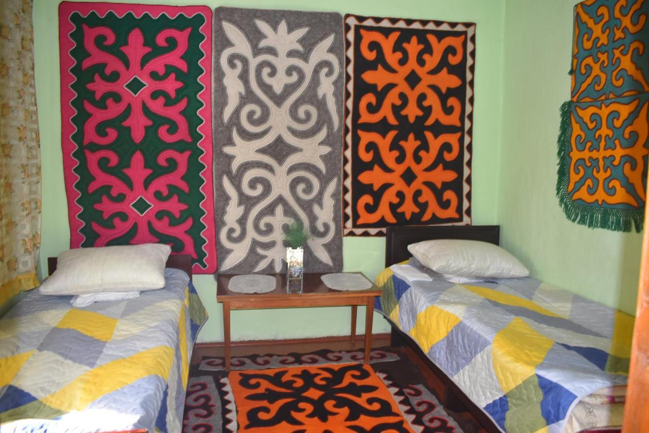 Guest House Oimo Balykchy ภายนอก รูปภาพ