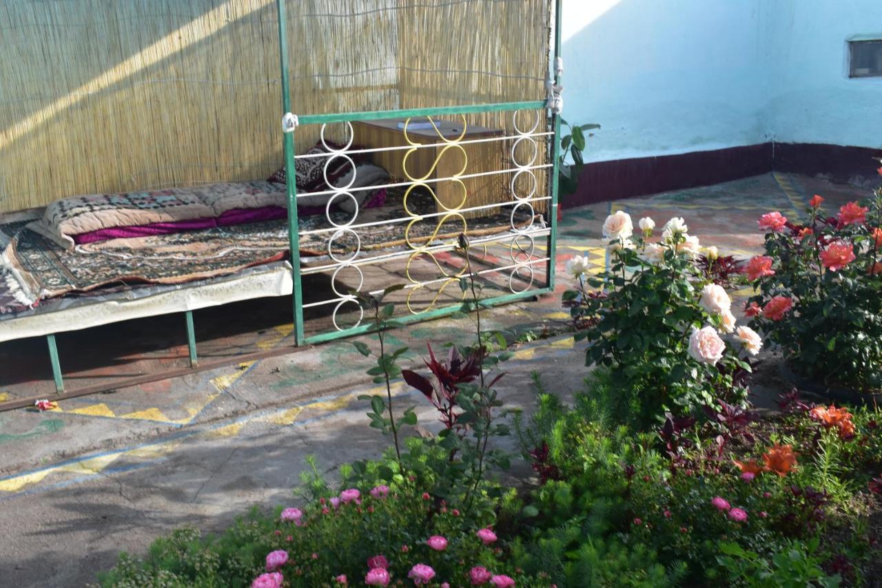 Guest House Oimo Balykchy ภายนอก รูปภาพ